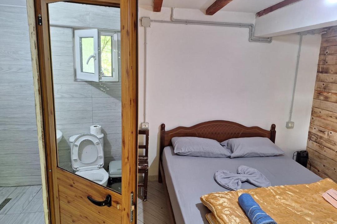 Photo of Others in Shale