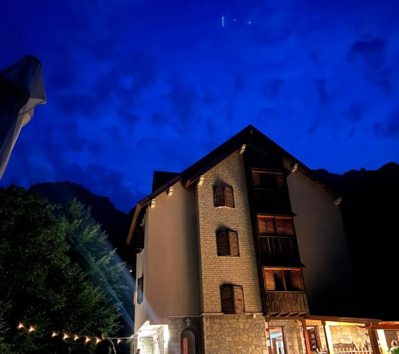 Photo of Others in Shale