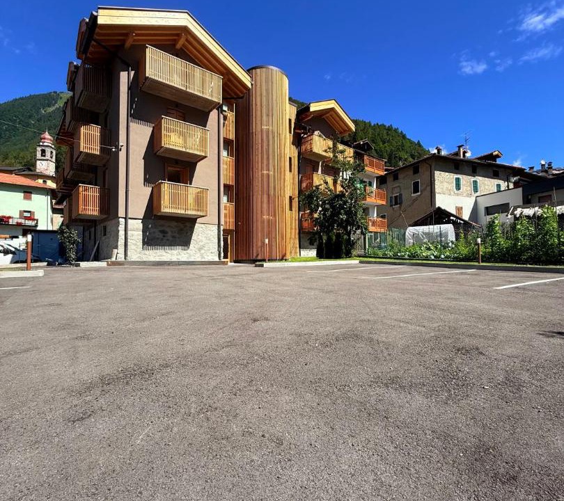 Photo of Others in Carisolo
