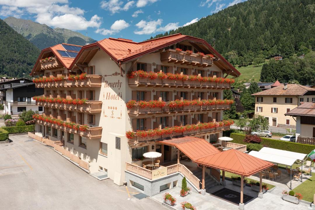 Photo of Others in Pinzolo