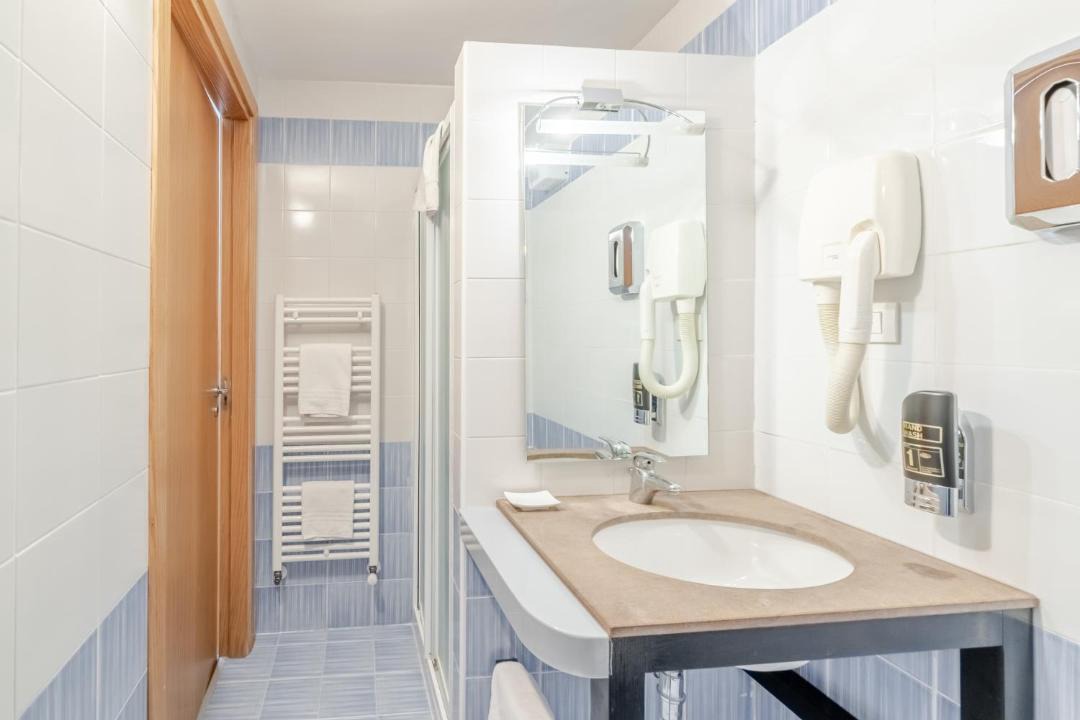 Photo of Bathroom in Vason
