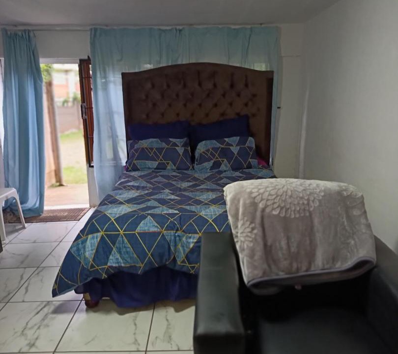 Photo of Bedroom in Scottsville