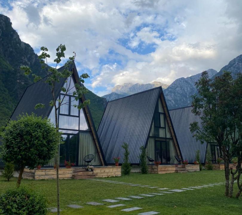 Photo of Others in Shale