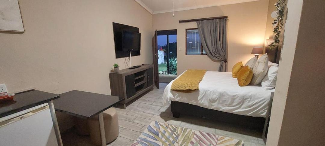 Photo of Bedroom in Outer West Durban