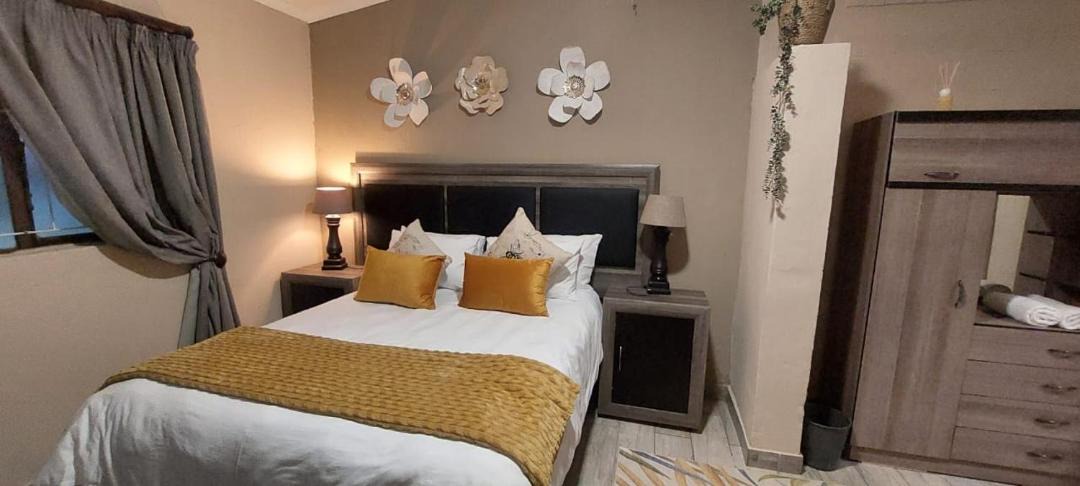 Photo of Bedroom in Outer West Durban