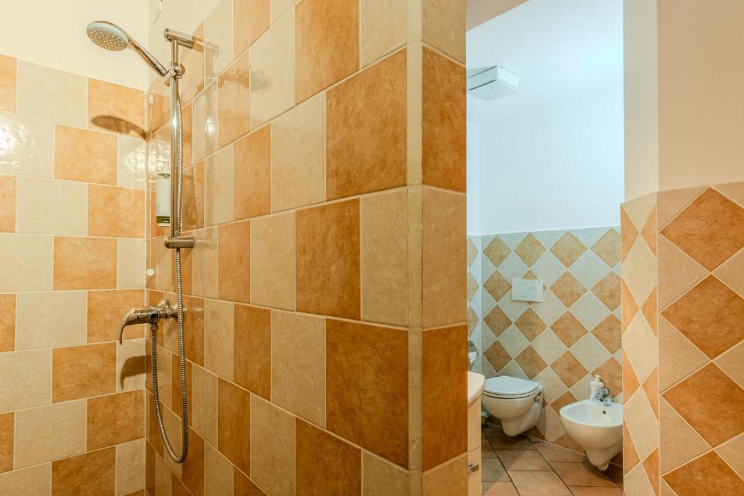 Photo of Bathroom in Taio