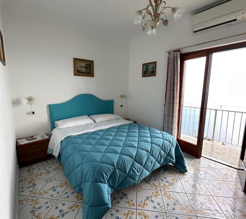 Photo of Bedroom in Path of the Gods