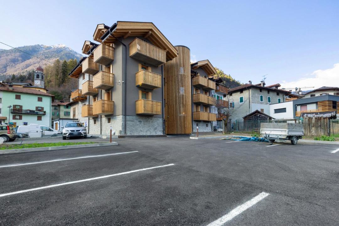Photo of Buildings in Carisolo