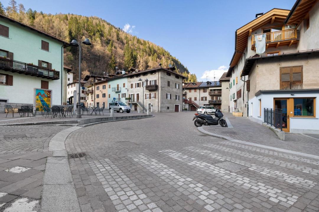Photo of Buildings in Carisolo