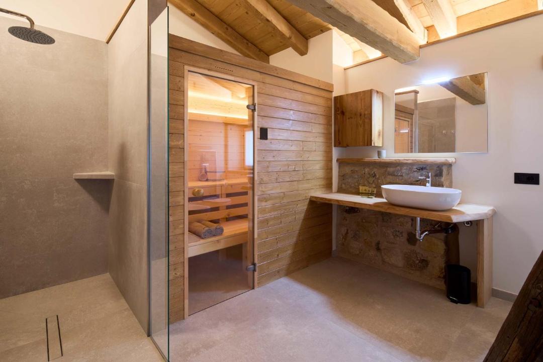 Photo of Bathroom in Canale di Tenno