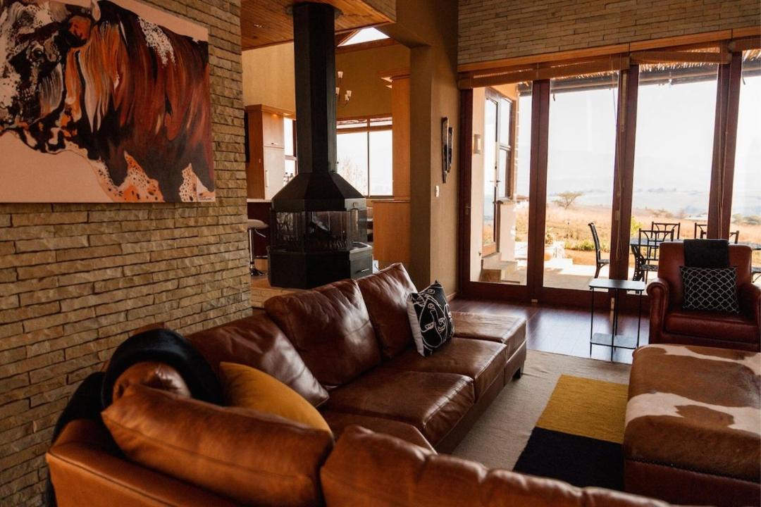 Photo of Livingroom in Cathkin Park