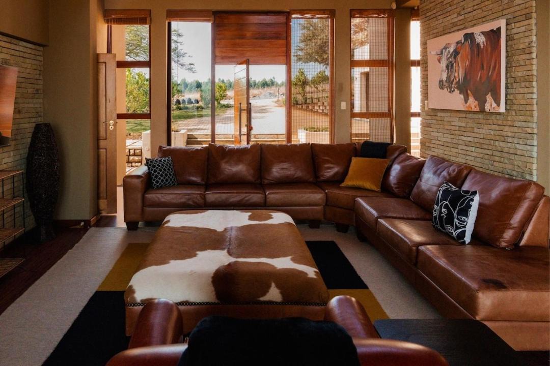 Photo of Livingroom in Cathkin Park