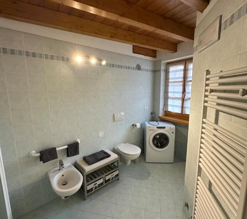 Photo of Bathroom in Lona-Lases