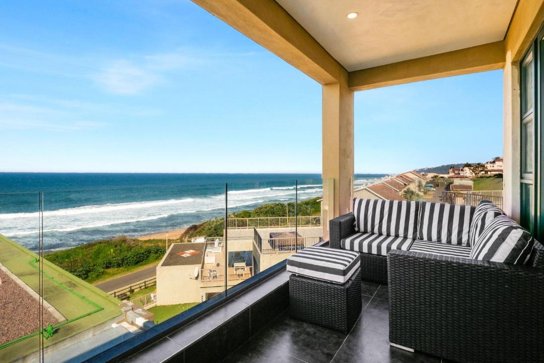 Photo of Patio Balcony in La Mercy