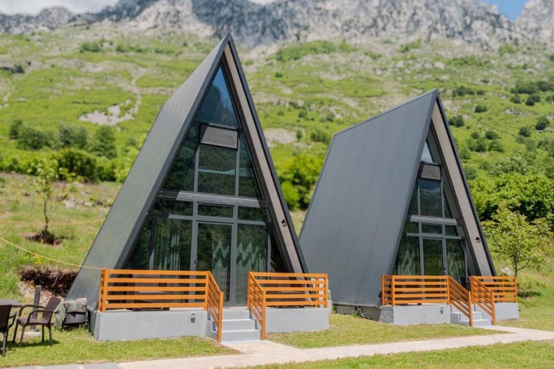 Photo of Others in Boge