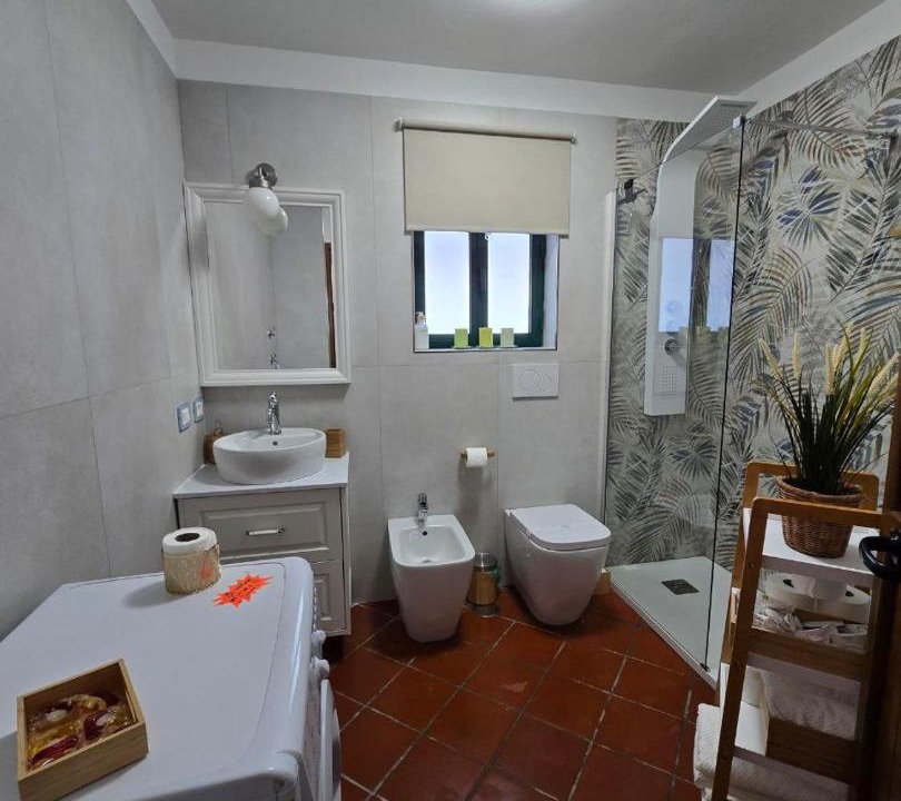 Photo of Bathroom in Path of the Gods