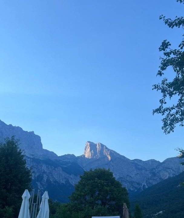 Photo of Others in Shale