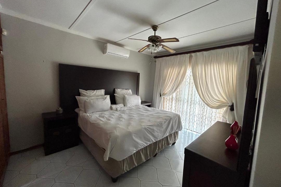 Photo of Bedroom in Empangeni