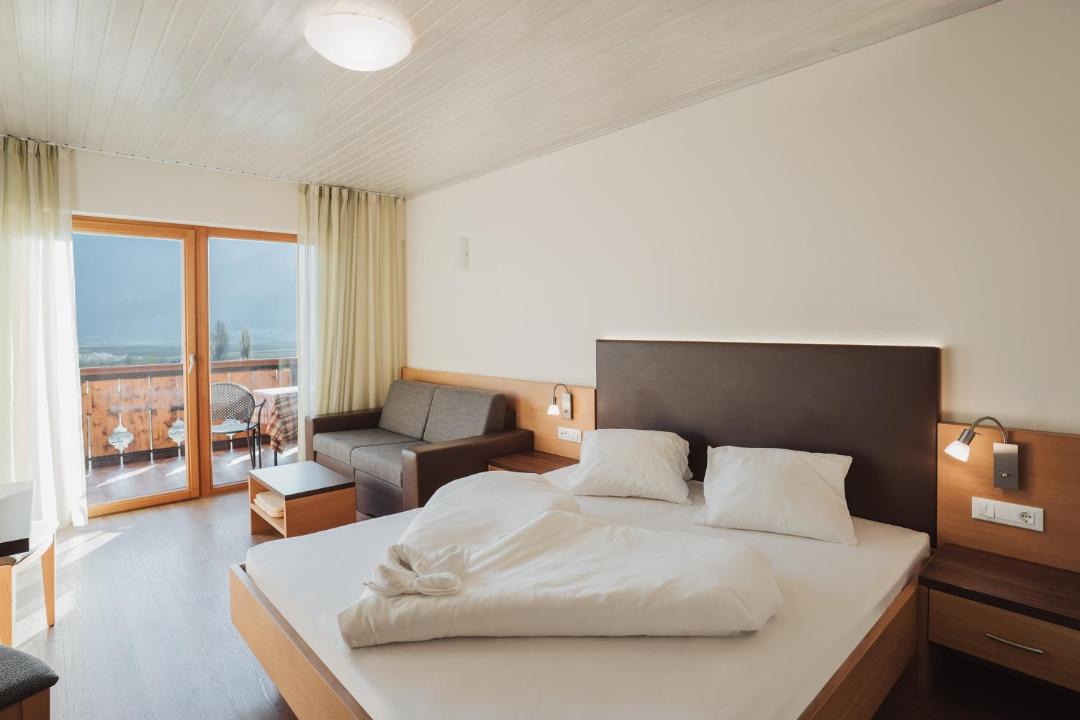Photo of Bedroom in Cermes