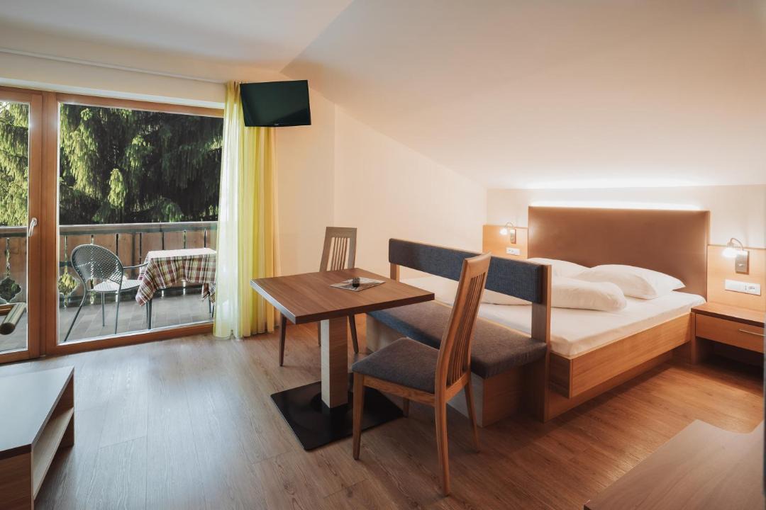 Photo of Bedroom in Cermes