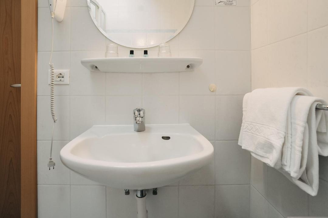 Photo of Bathroom in Cermes
