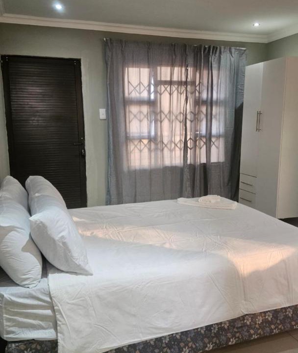 Photo of Bedroom in uMhlathuze