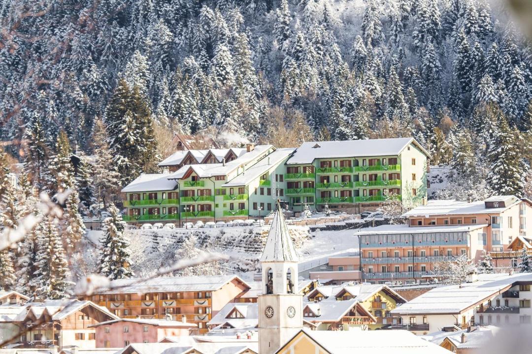Photo of Buildings in Andalo
