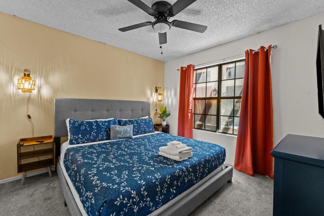 Photo of Bedroom in Glendale
