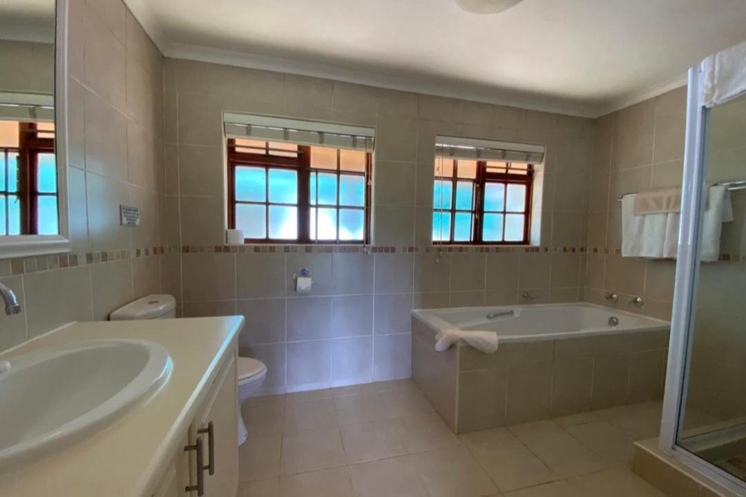 Photo of Bathroom in Cathkin Park