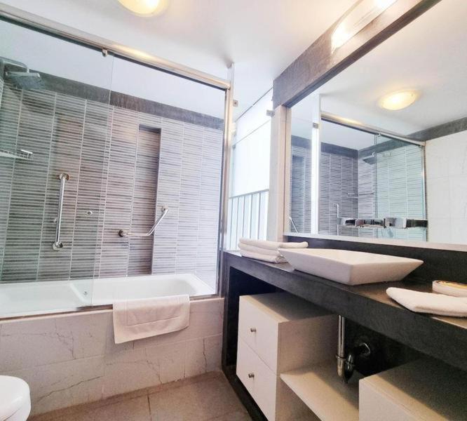 Photo of Bathroom in Reducto