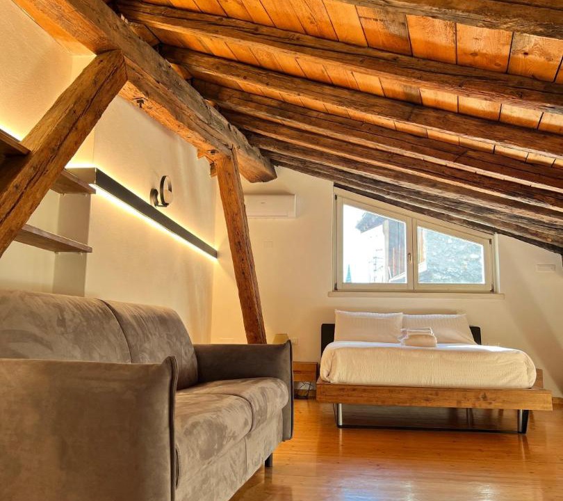 Photo of Bedroom in Trento Old Town
