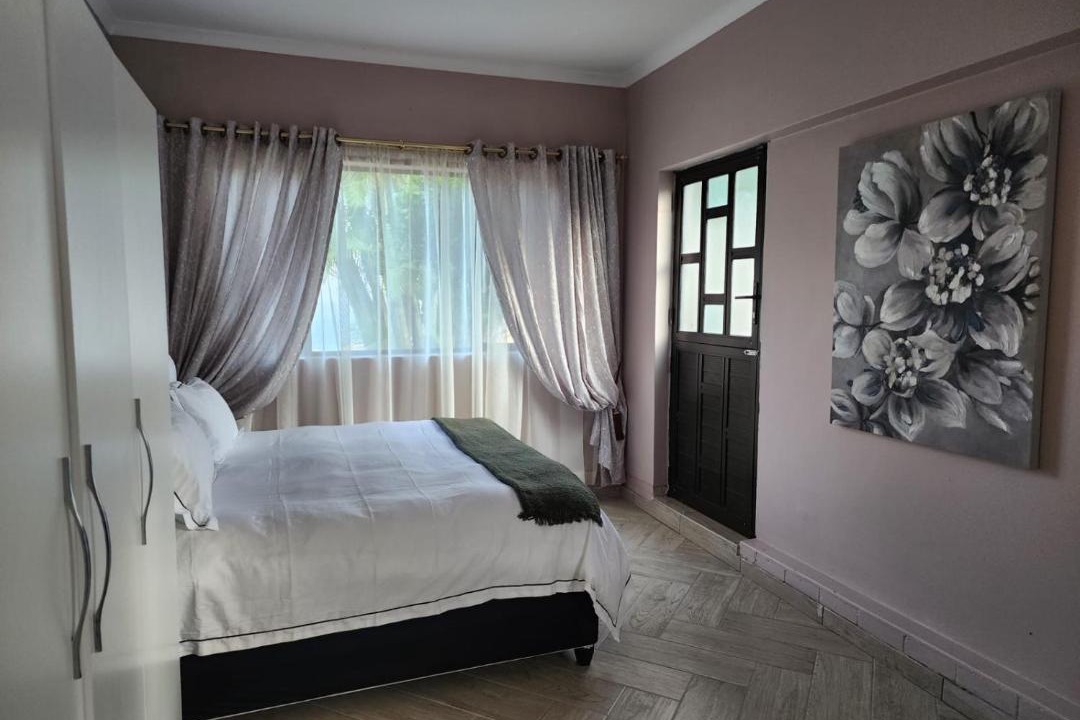 Photo of Bedroom in Doonside