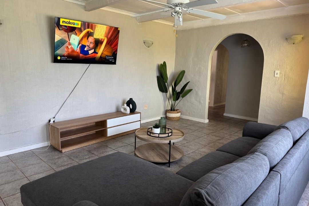 Photo of Livingroom in Warner Beach