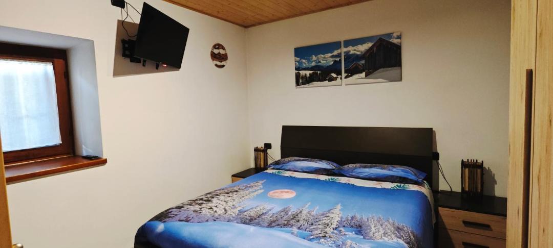 Photo of Bedroom in Panchia