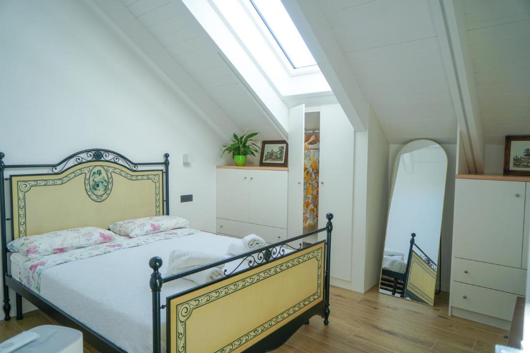 Photo of Bedroom in Bomerano