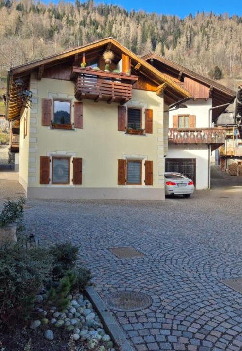 Photo of Others in Mezzano