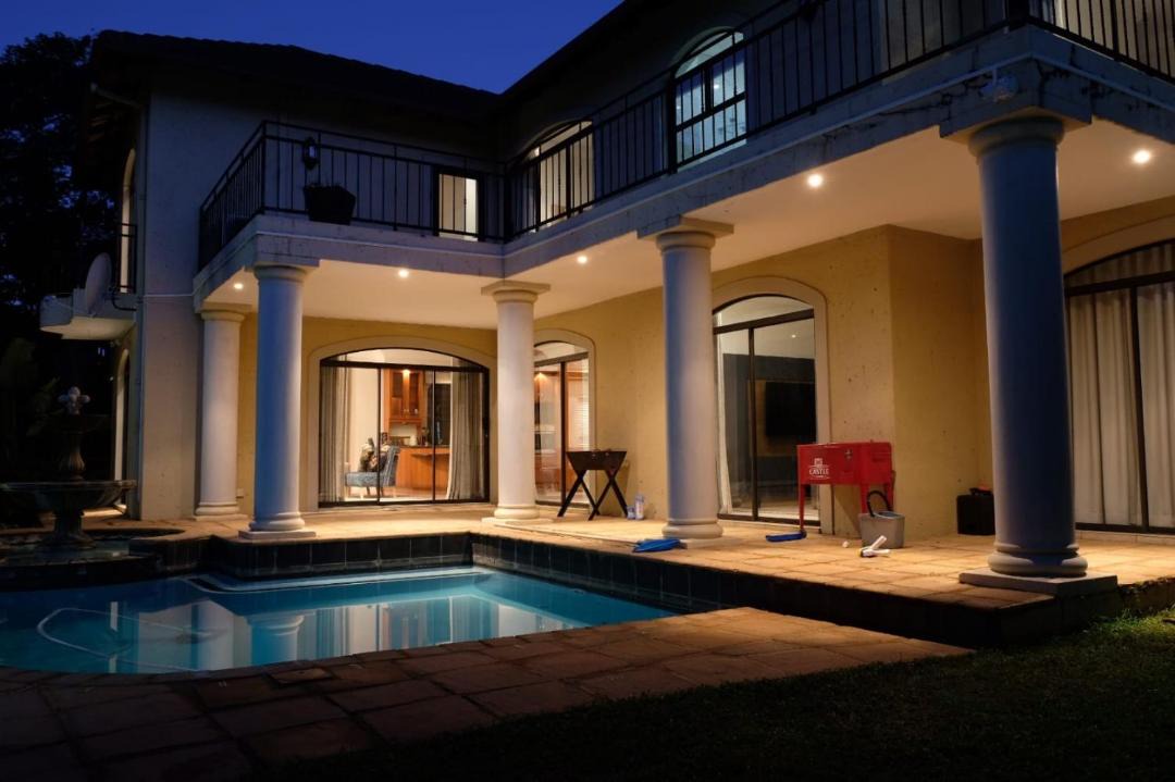 Photo of Others in La Lucia