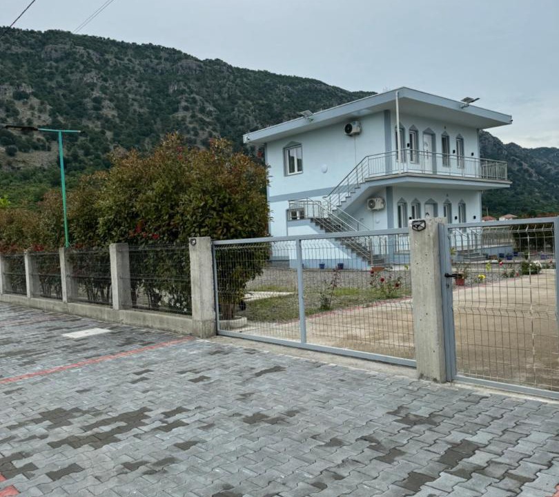 Photo of Others in Velipoje