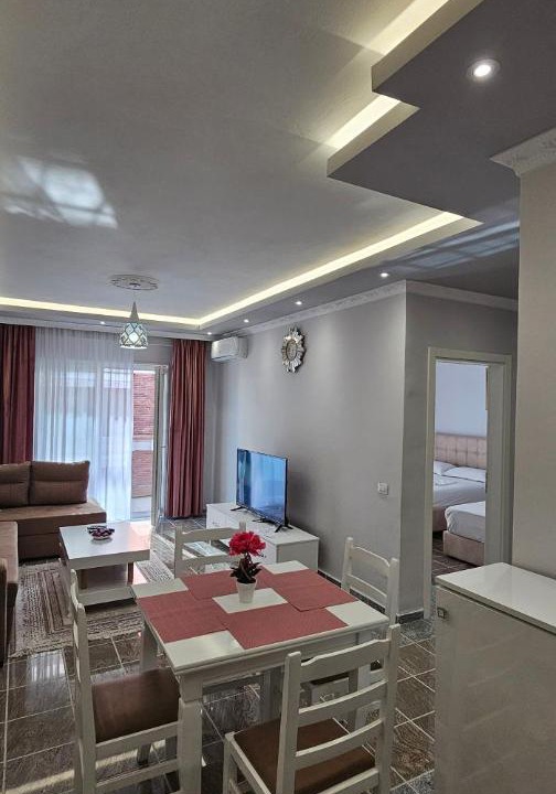 Photo of Others in Velipoje