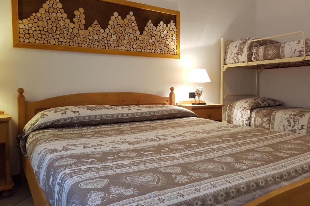 Photo of Bedroom in Molveno
