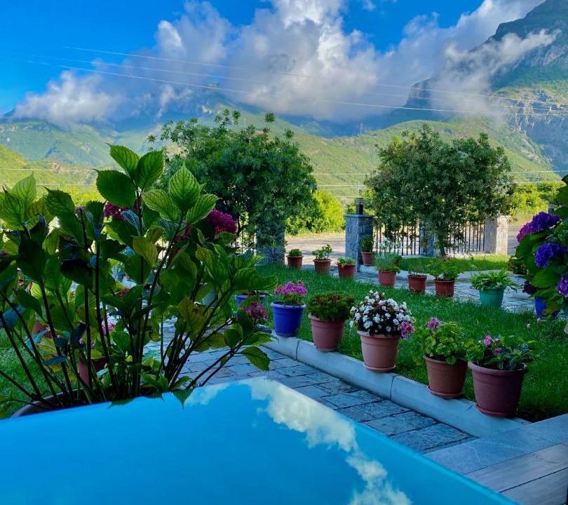 Photo of Others in Koman