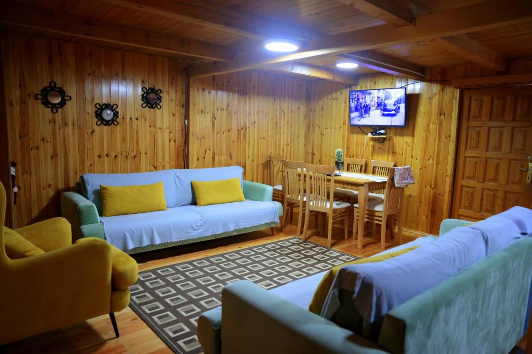 Photo of Others in Velipoje