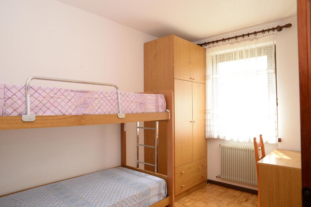 Photo of Bedroom in Strembo