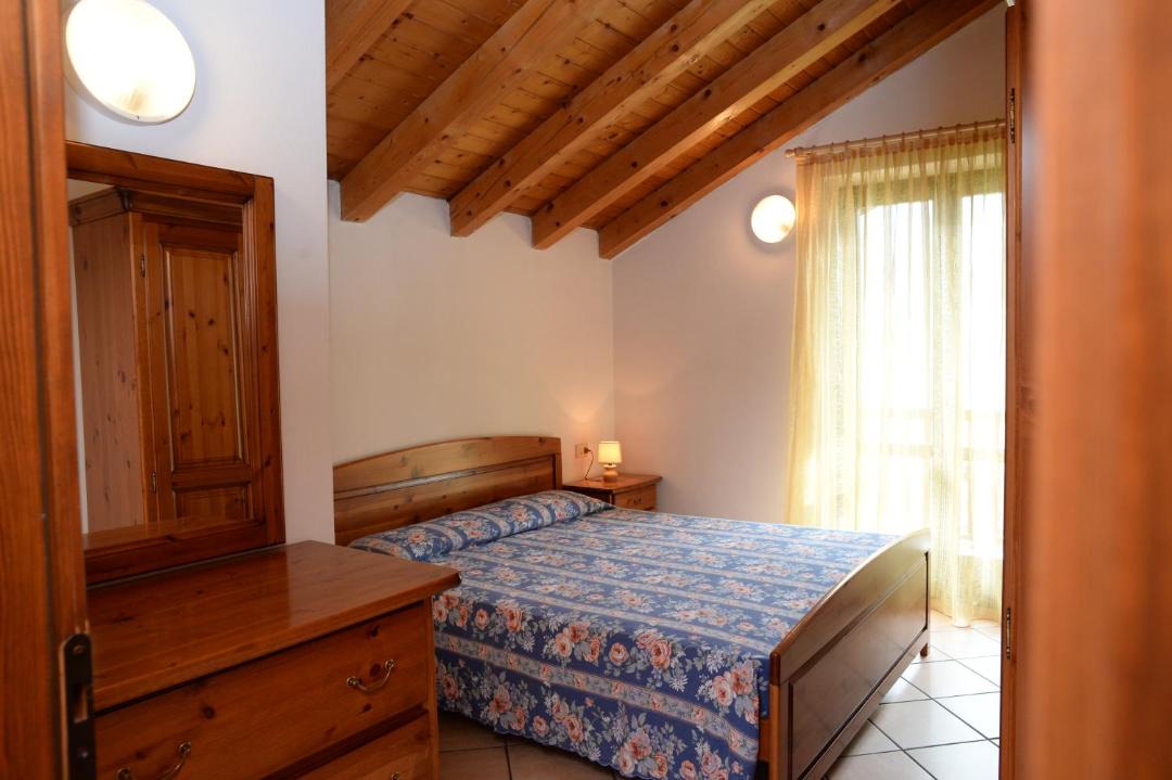 Photo of Bedroom in Strembo