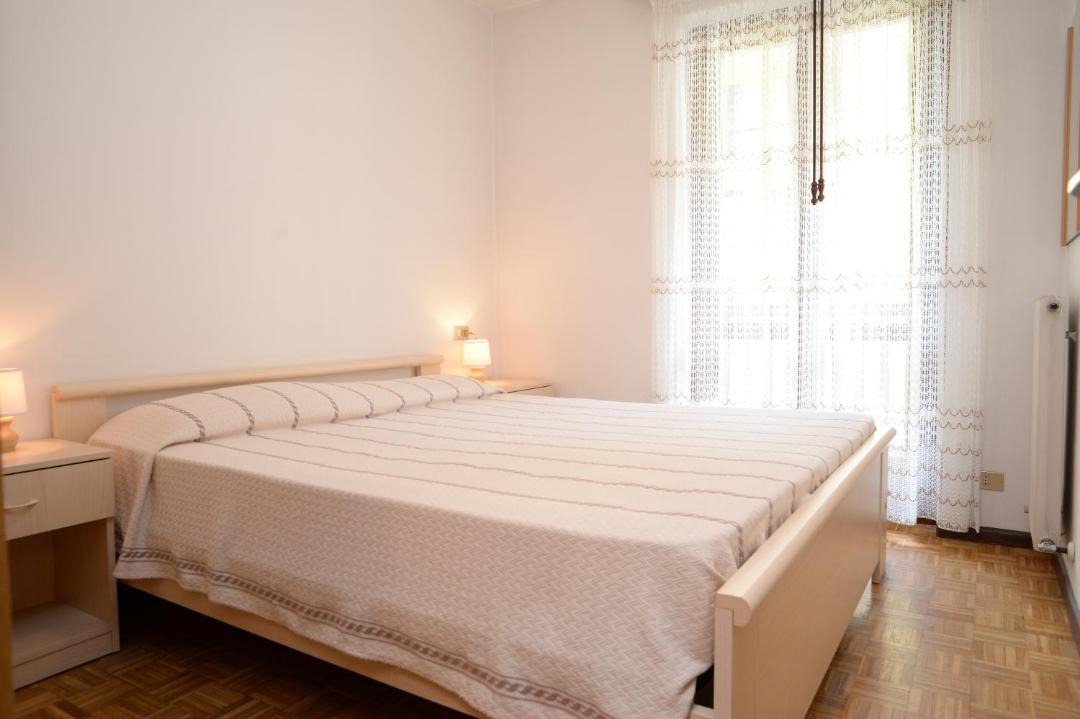 Photo of Bedroom in Strembo