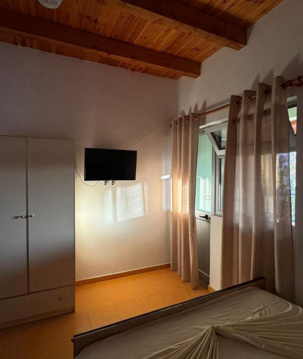 Photo of Others in Velipoje