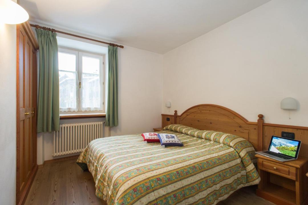 Photo of Bedroom in Pellizzano