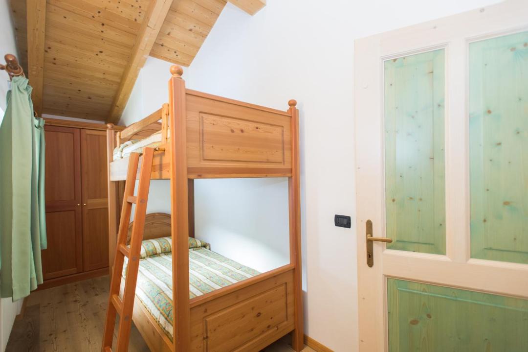 Photo of Bedroom in Pellizzano