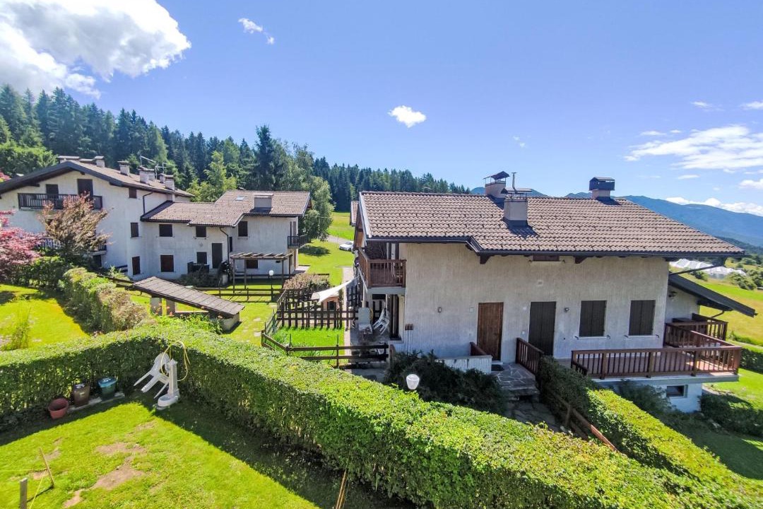 Photo of Others in Sfruz