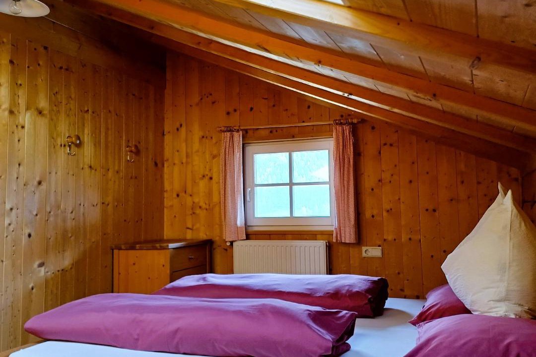 Photo of Bedroom in Tires